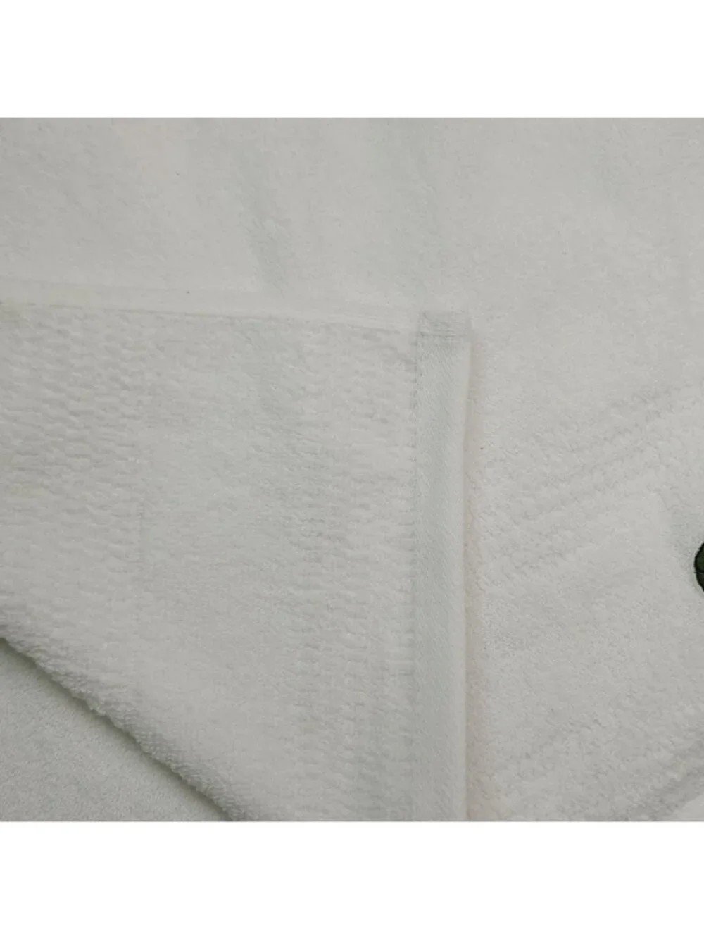 Lacoste White Bath Towel 30